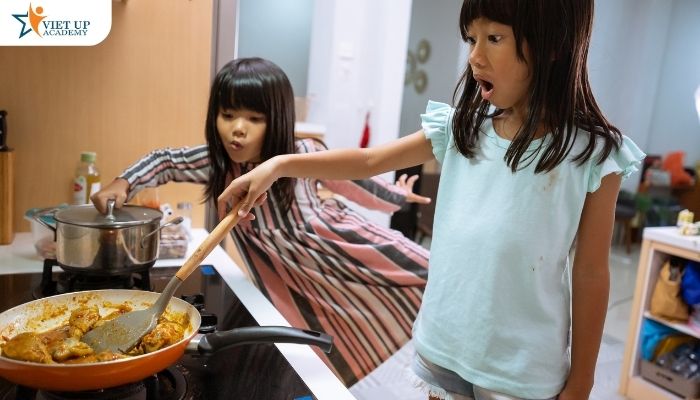 Gian bếp không chỉ là nơi nấu những bữa ăn ngon, mà còn là nơi nuôi dưỡng kỹ năng sống