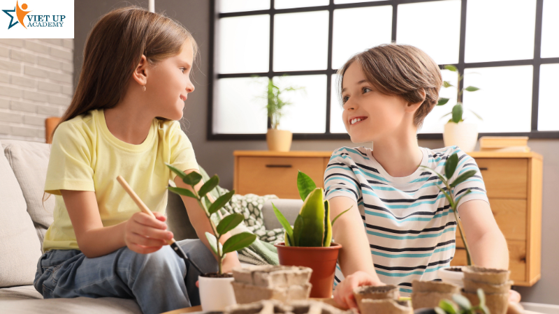 Chăm sóc cây cũng là cách nuôi dưỡng tình yêu thiên nhiên trong con