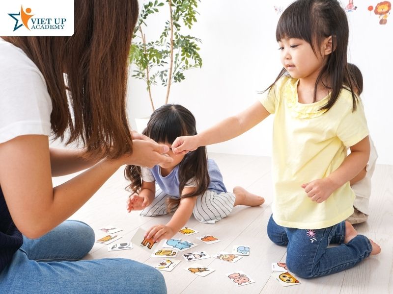 Dạy con hiệu quả thông qua trò chơi