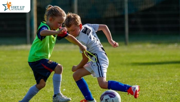 Việc giao cho trẻ một nhiệm vụ quá lớn có thể khiến trẻ choáng ngợp và nhanh chóng bỏ cuộc.