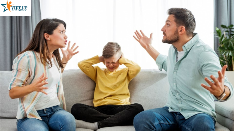 Sự tức giận của ba mẹ cũng ảnh hưởng đến trẻ